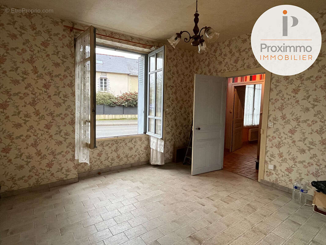 Maison 5 pièces, 2-3 chambres GUIPRY-MESSAC (35) quartier de la gare - photo 6