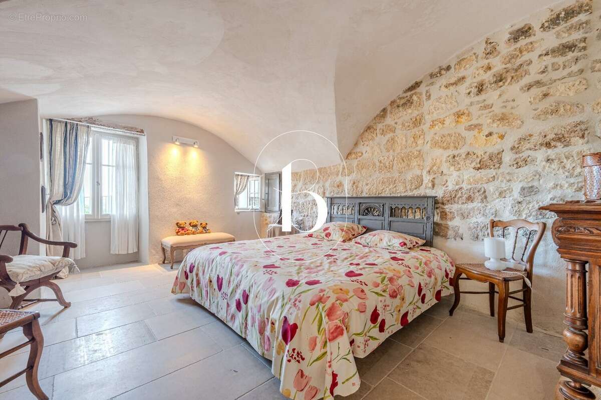 Charmante maison de village entièrement restaurée avec piscine et vue exceptionnelle - photo 14