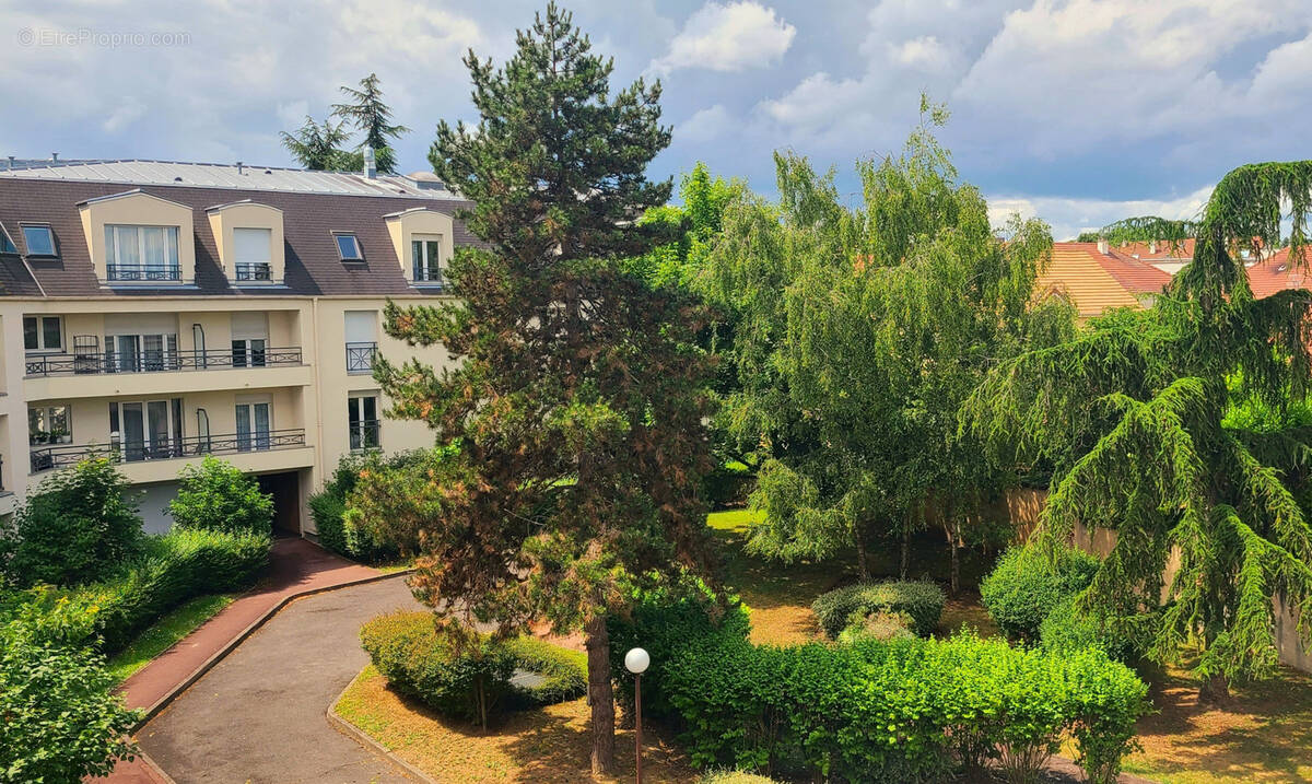 Appartement à THIAIS