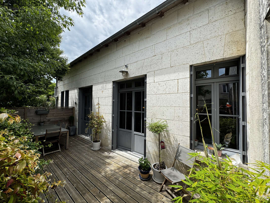 Maison à BARBEZIEUX-SAINT-HILAIRE