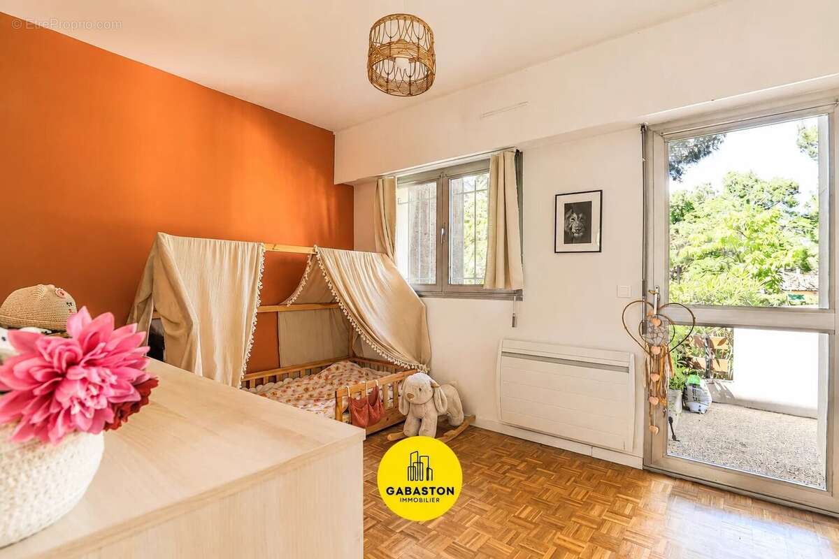 Appartement à MARSEILLE-12E