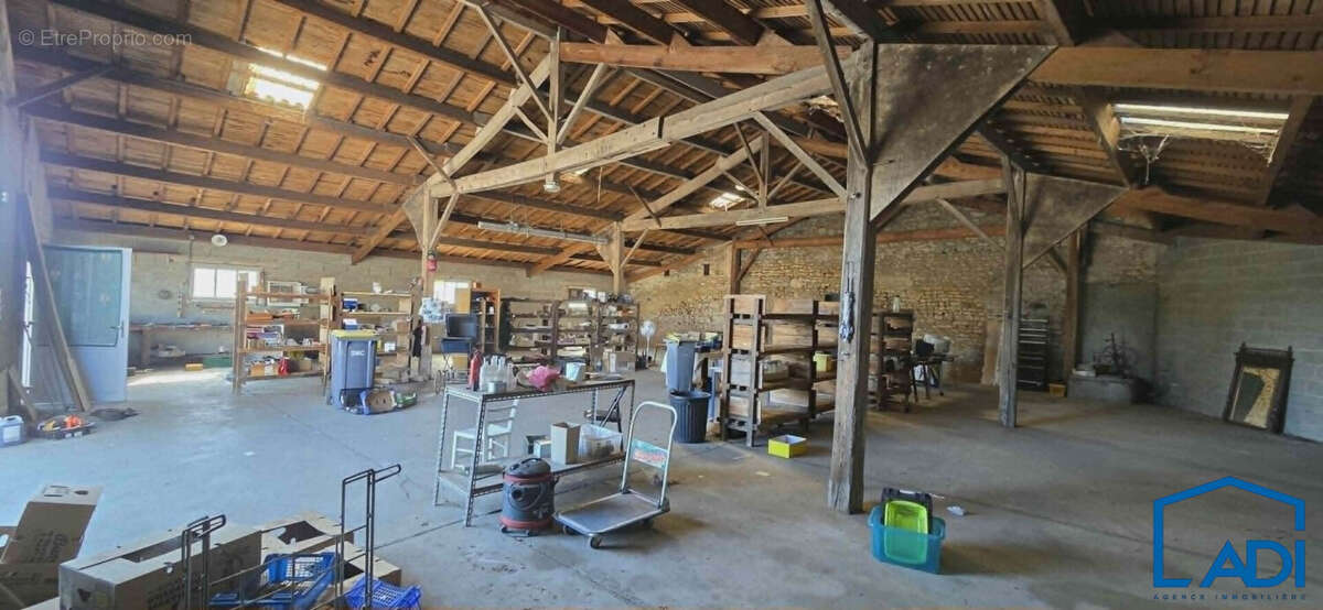 À vendre, Saint-Maixent-l'École ! - photo 16