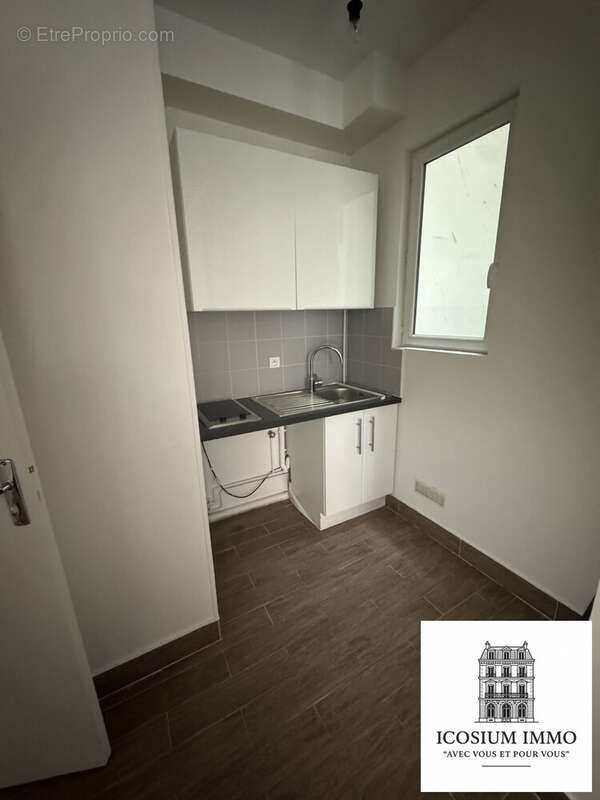 Appartement à PARIS-14E