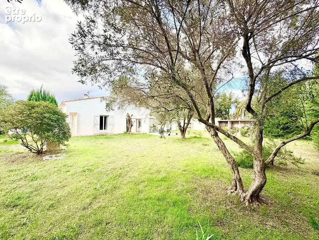 Belle villa quatre faces, au calme et sans vis-à-vis - photo 22