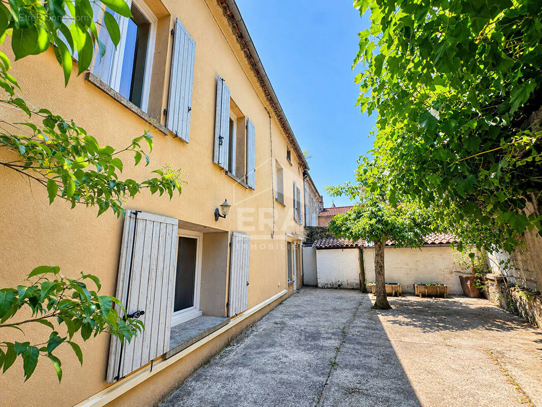 Maison à BOURG