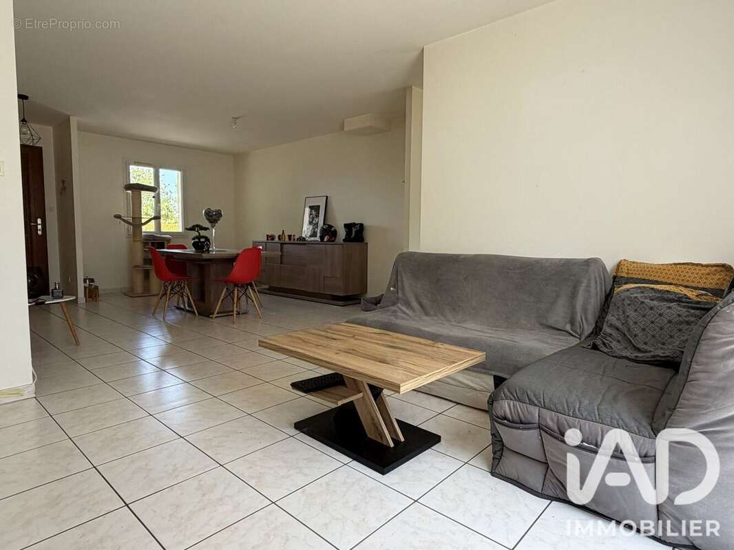 Maison 77 m² à Vouvant  - photo 3