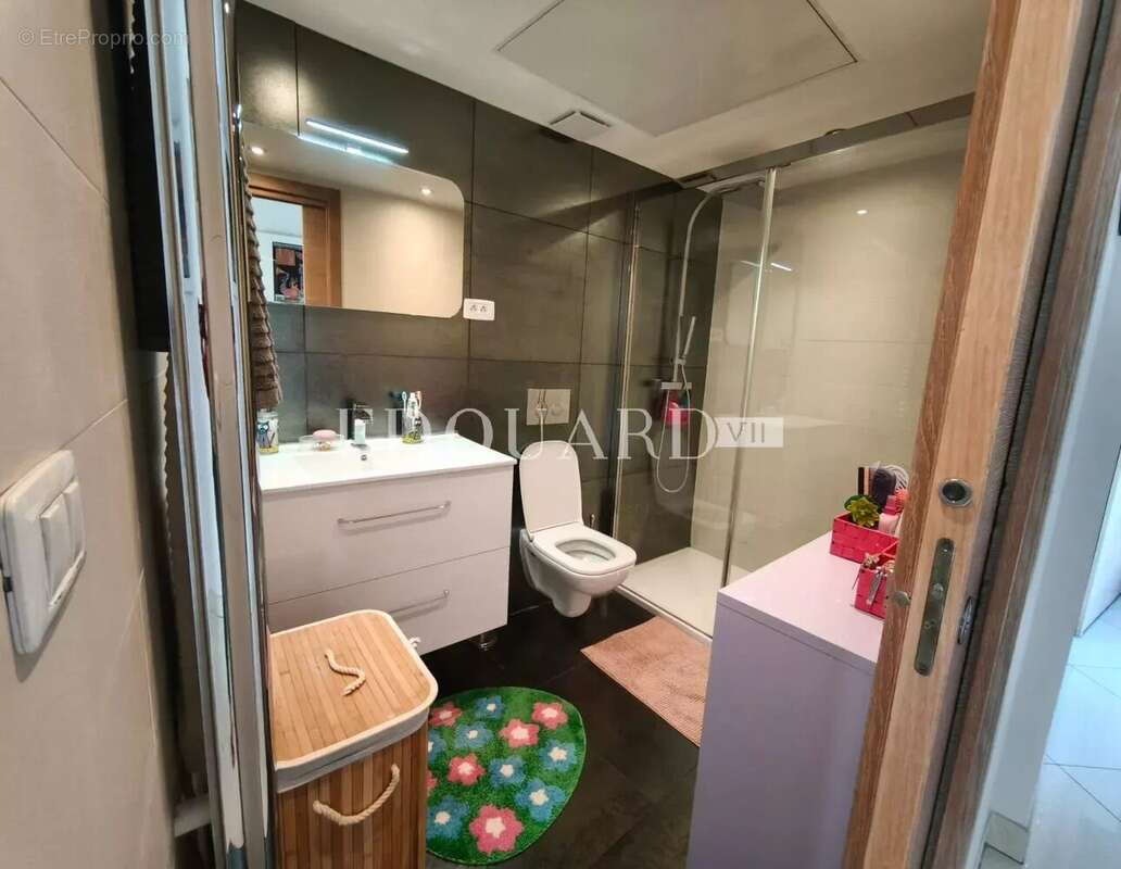 Appartement à ROQUEBRUNE-CAP-MARTIN