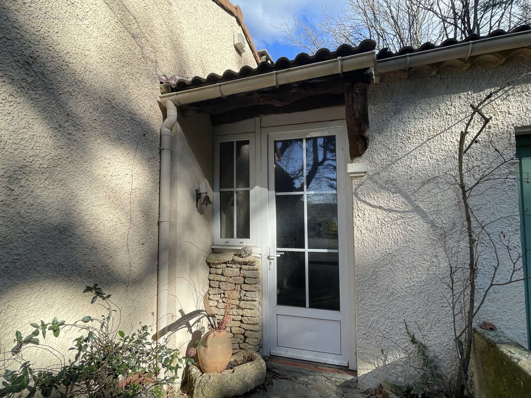 Maison à VAISON-LA-ROMAINE