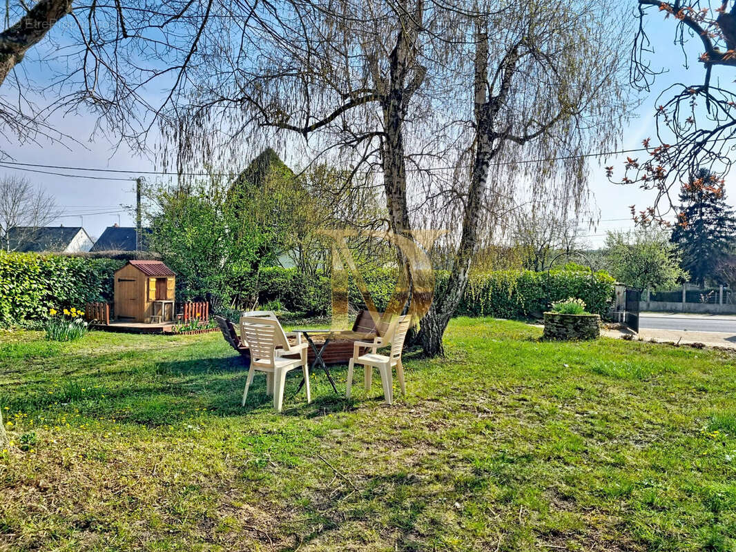 Maison 110 m² à Chisseaux  - photo 7