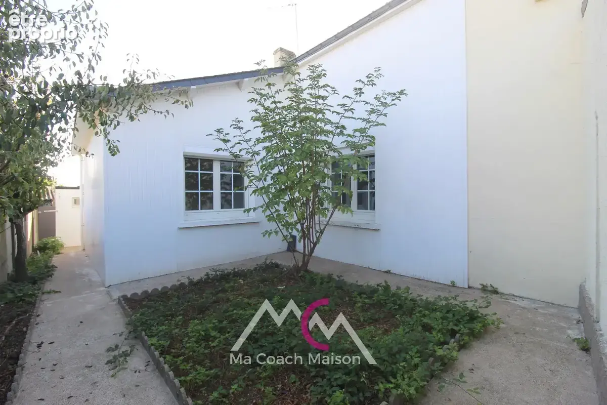 SÉVÉRAC, Maison d’environ 65 m2 avec nombreuses dépendances - photo 10