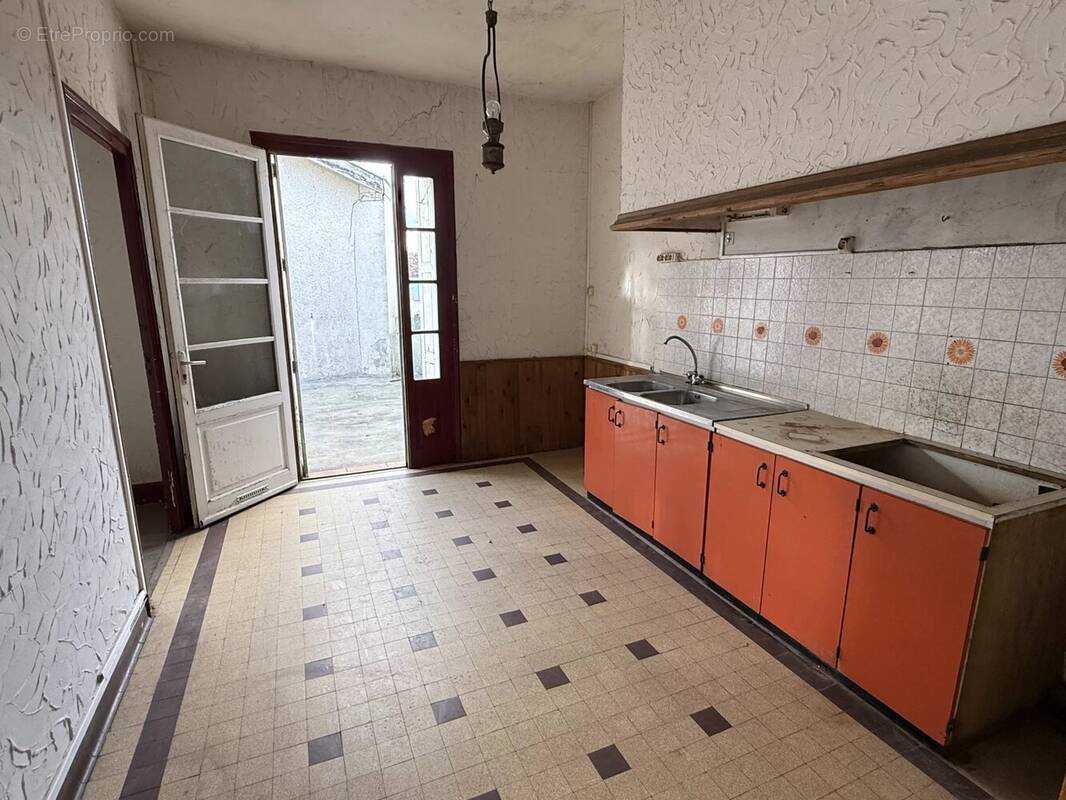 Appartement à AIGNAN