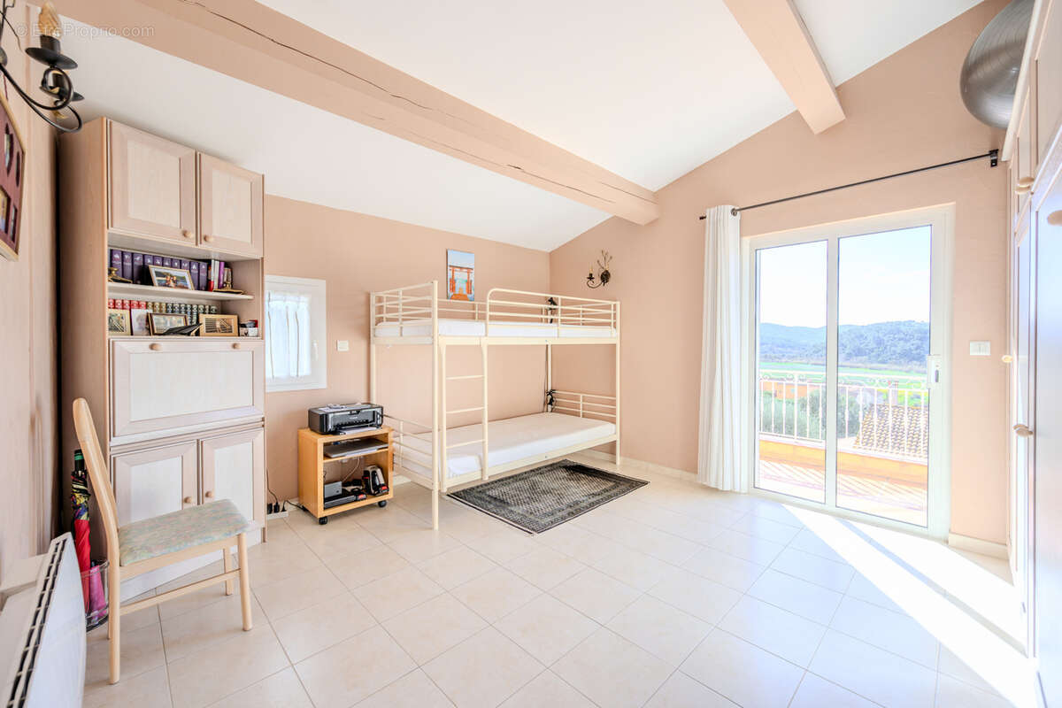 Maison à PIERREFEU-DU-VAR