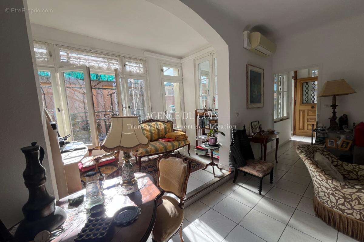 Maison à DRAGUIGNAN