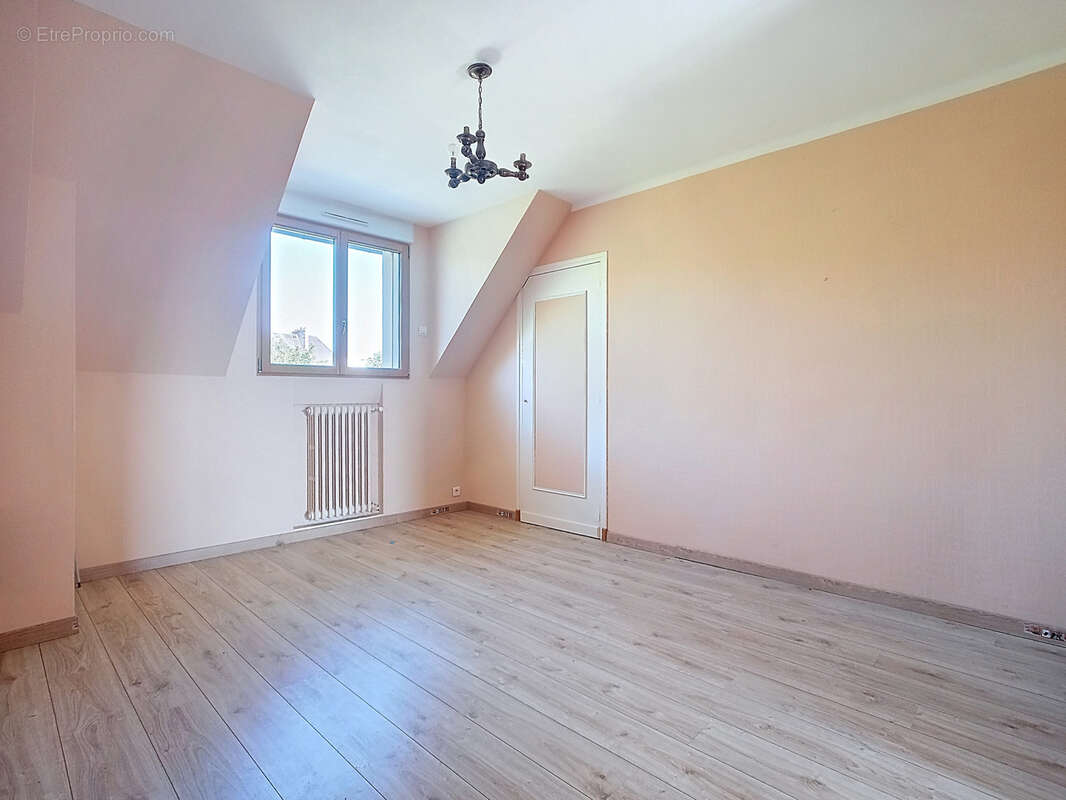 Maison à VILLERS-BOCAGE