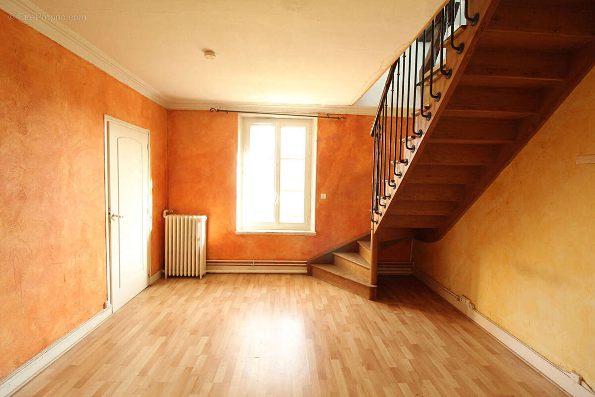 Maison à MAILLEBOIS