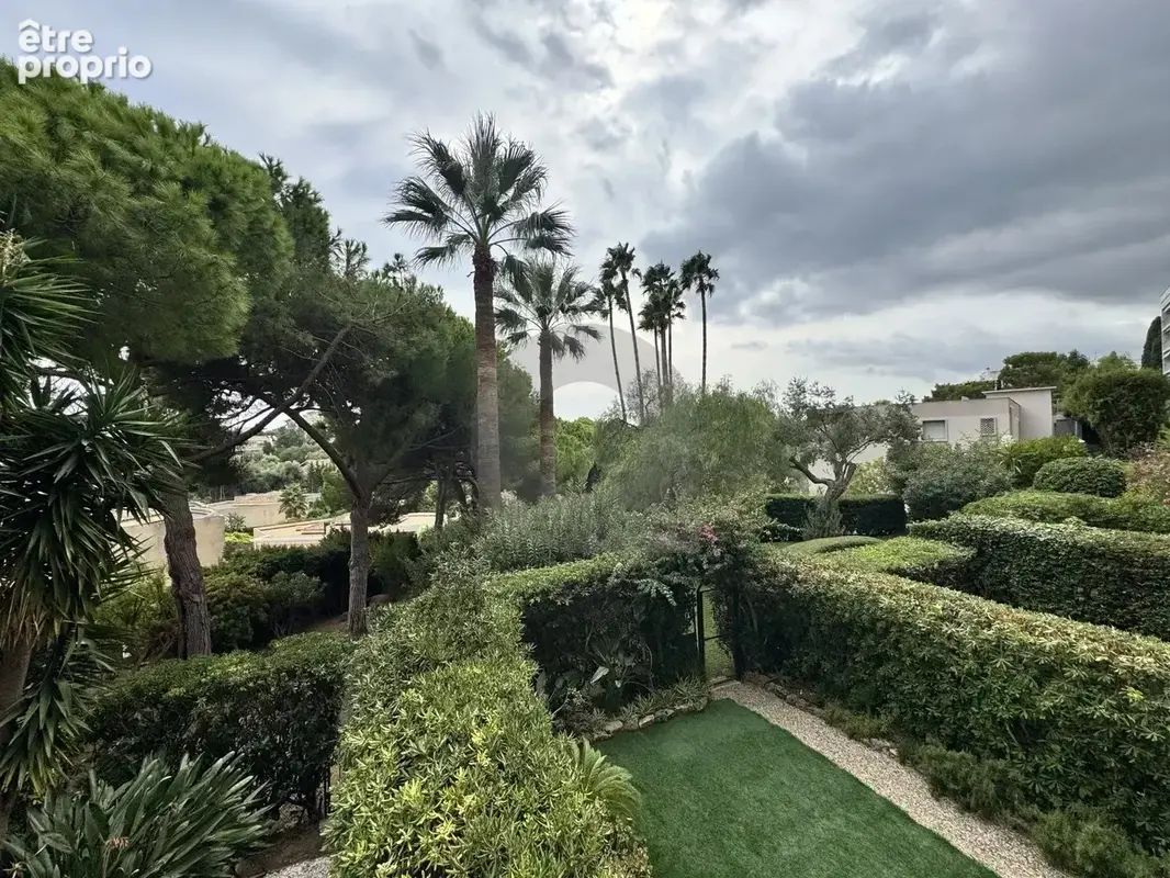 Appartement à ROQUEBRUNE-CAP-MARTIN