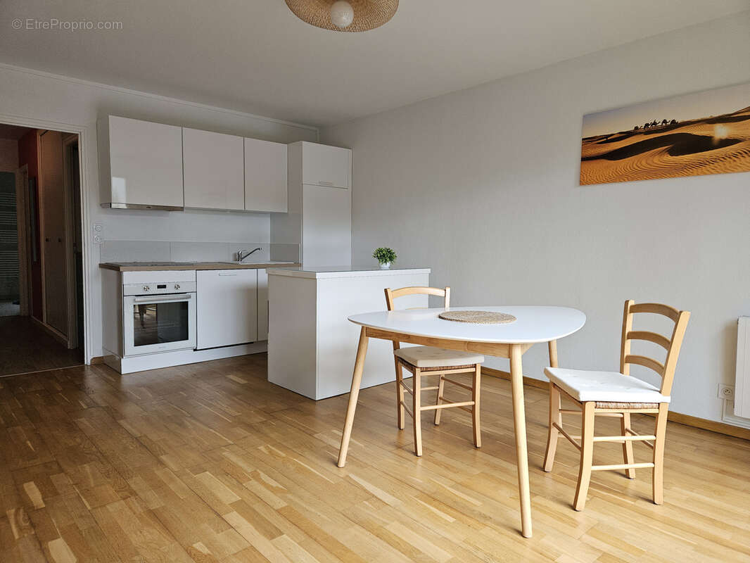 Appartement à SEGRE