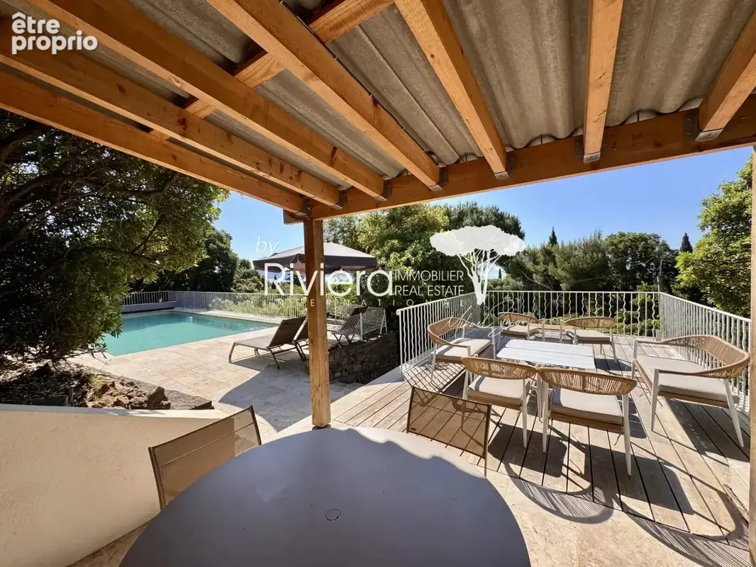 VUE MER et PLAGE A PIED - 5 chambres et piscine ! - photo 7