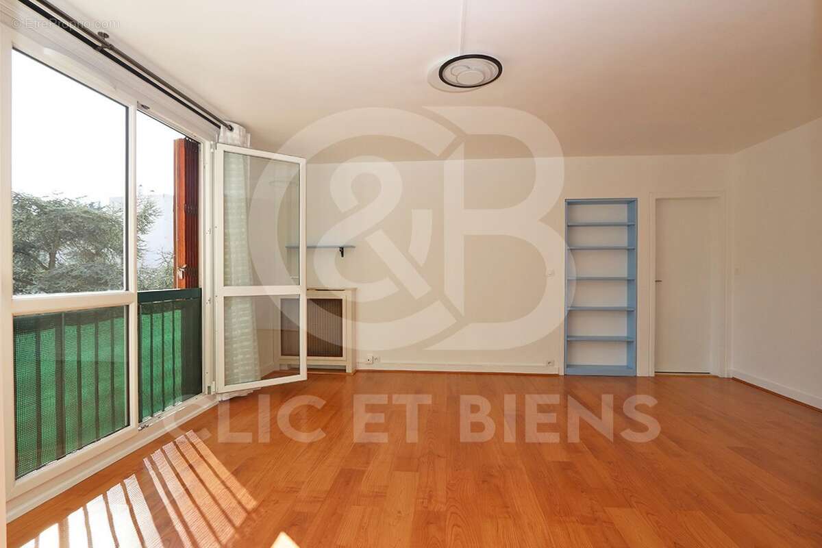 Appartement à CHAVILLE