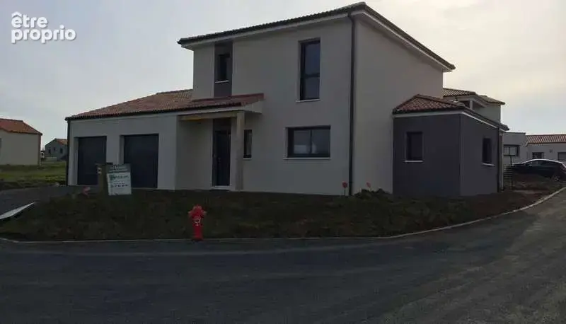 Photo Terrain à Puget-Ville au prix de 165 000€