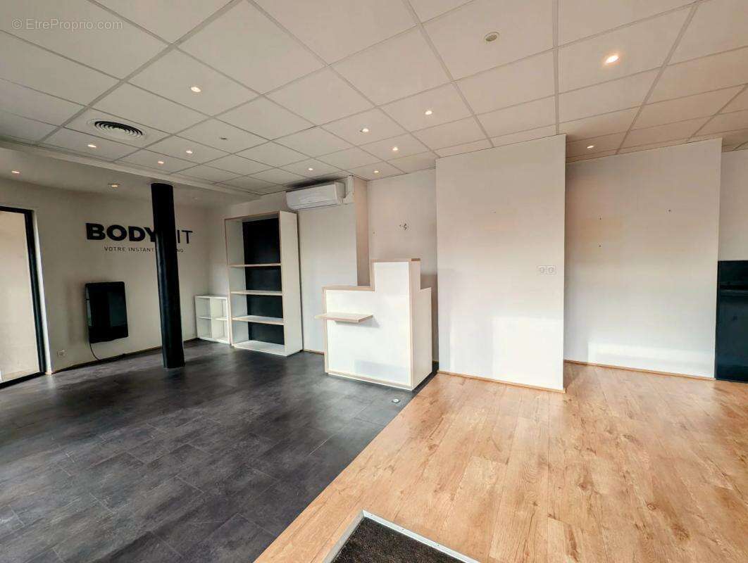 Commerce à AIX-LES-BAINS