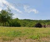 Terrain à MARCILLAC-SAINT-QUENTIN