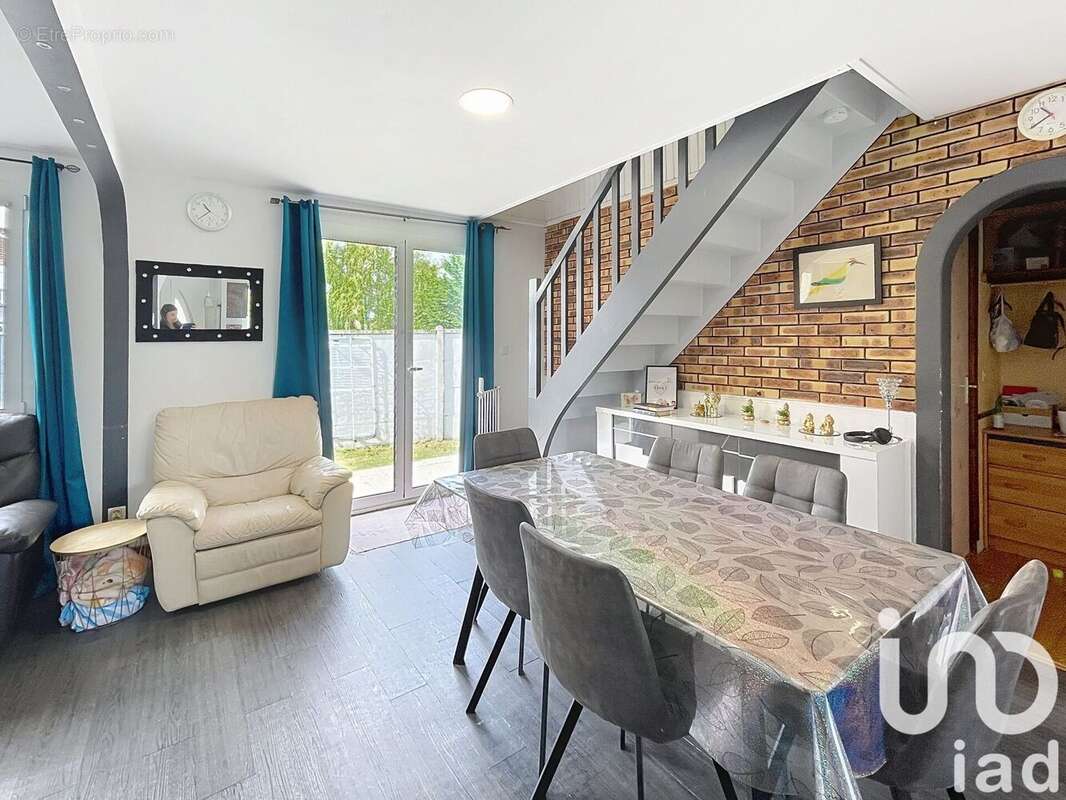 Photo 5 - Maison à BU