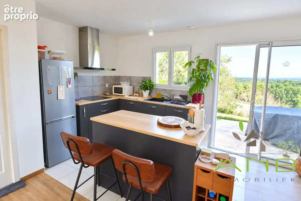 Maison 3 pièces 82 m² à vendre à Eymouthiers (16220) - photo 3