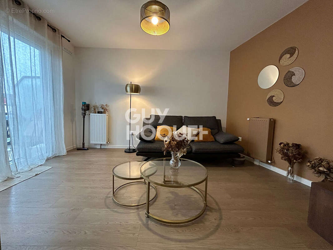 Appartement à NEUILLY-SUR-MARNE