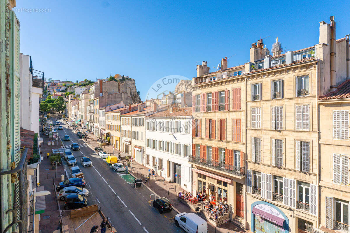 Appartement à MARSEILLE-6E