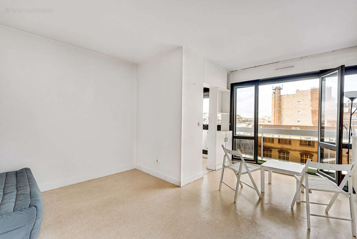 Appartement à PARIS-11E