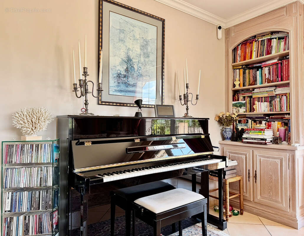 Maison à ARTHAZ-PONT-NOTRE-DAME