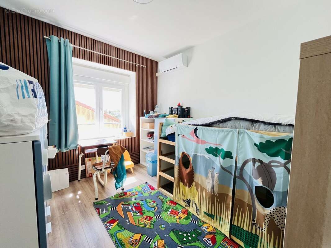 Appartement 253 m² à Neris-Les-Bains  - photo 9