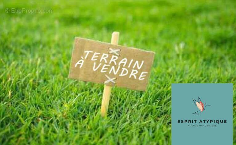 Terrain à CASTETS