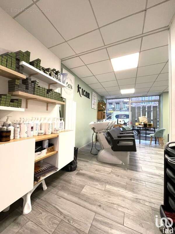 Photo 5 - Commerce à BOURG-ACHARD