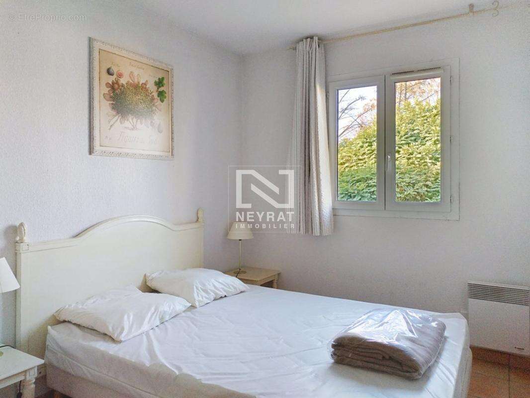 Appartement à MONTAUROUX