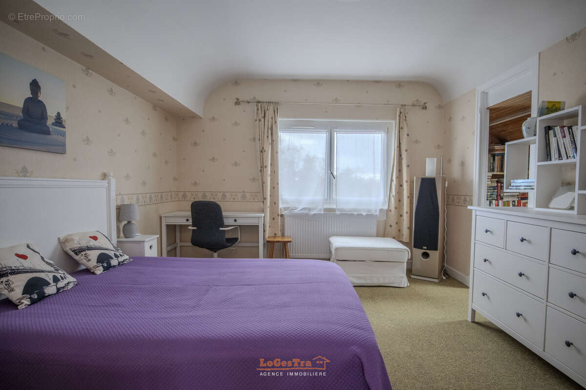 Maison à CONTREXEVILLE