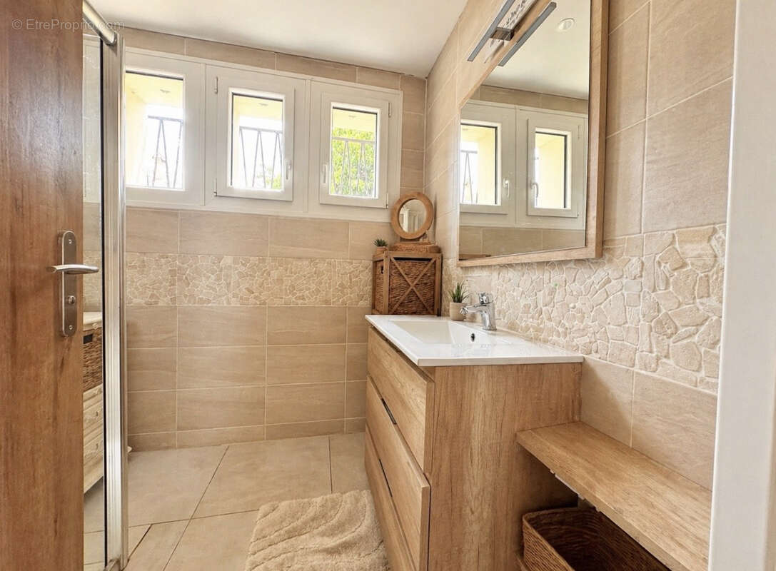 Appartement à MEYTHET
