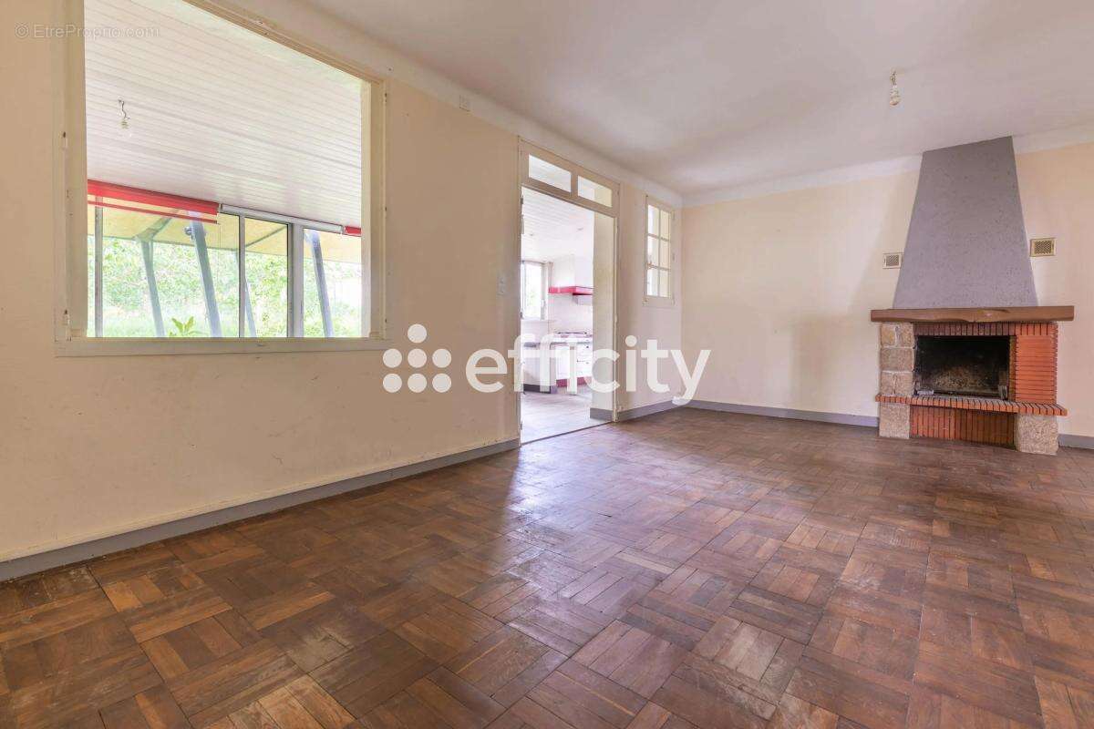 Maison 145 m² à La Bruffiere  - photo 4