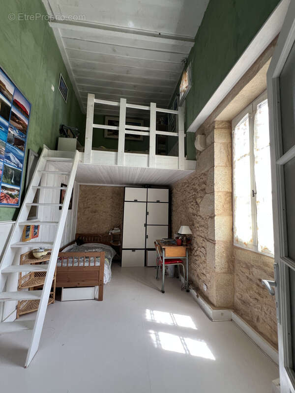 À Langon, immense maison à vendre 399500 € - photo 12