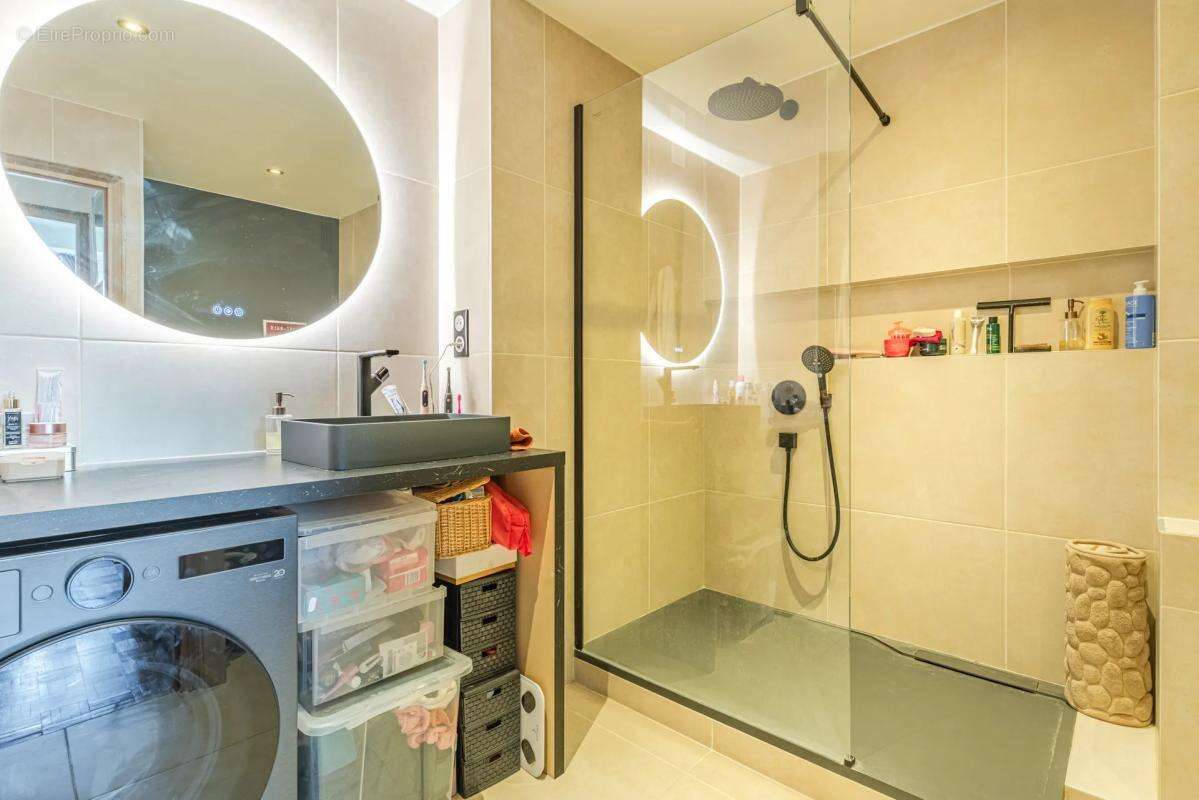 Appartement à CHEVILLY-LARUE