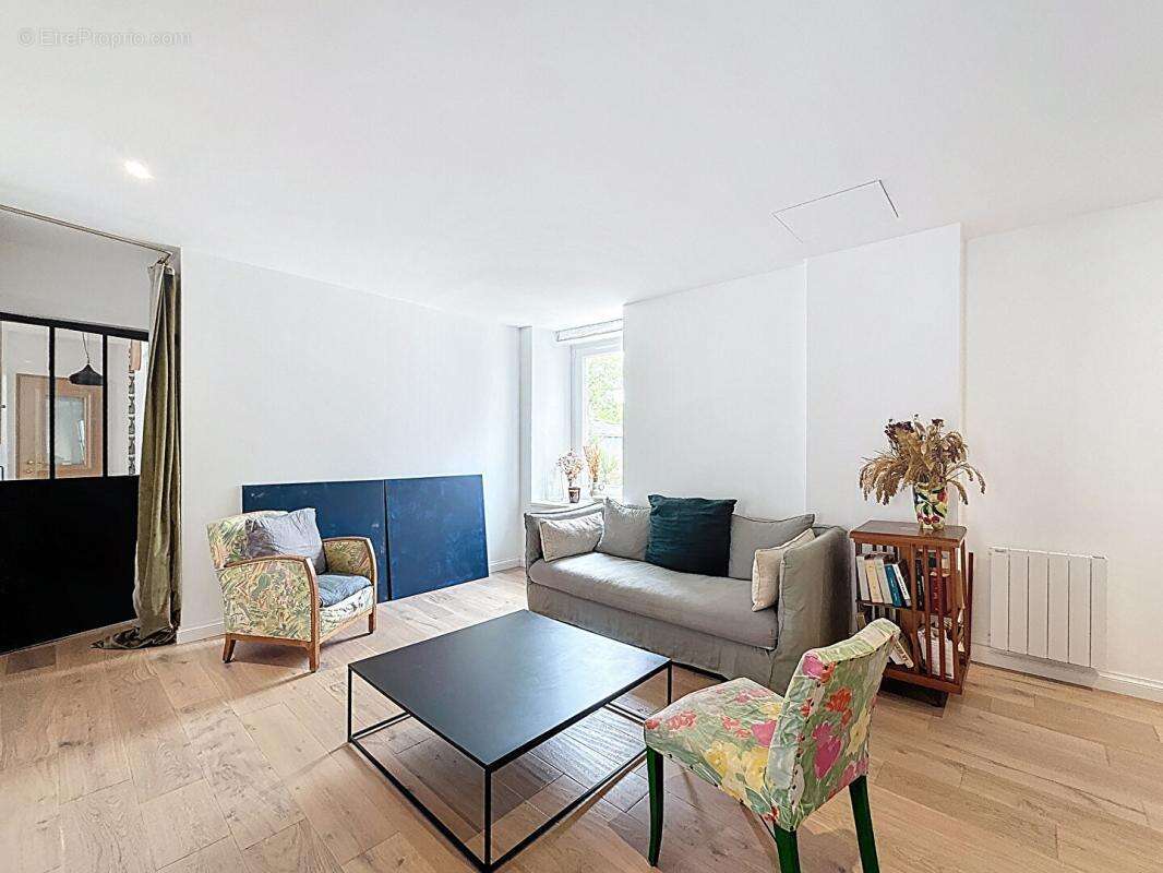 AURAY CENTRE Superbe appartement T4, 2 chambres, de 123,82 m² - photo 2