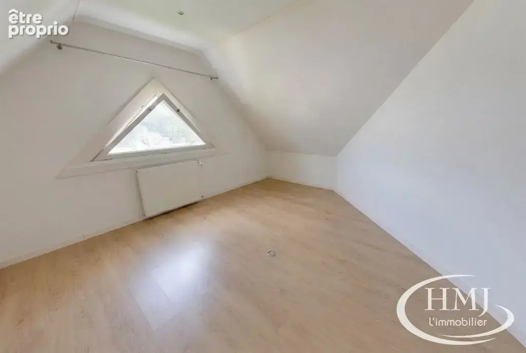 Maison 8 pièces 212 m² à vendre à Courcouronnes (91080) - photo 10