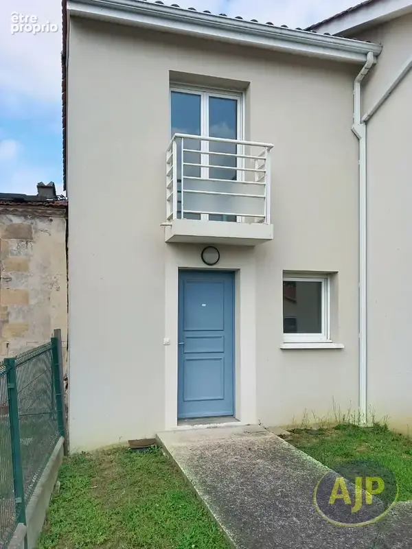 Maison T3 + jardin dans le centre-ville de Lesparre-Médoc ! - photo 1