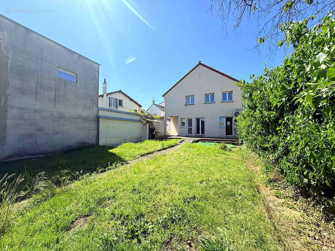 Maison Garches 6 pièce(s) 268 m2 - photo 12