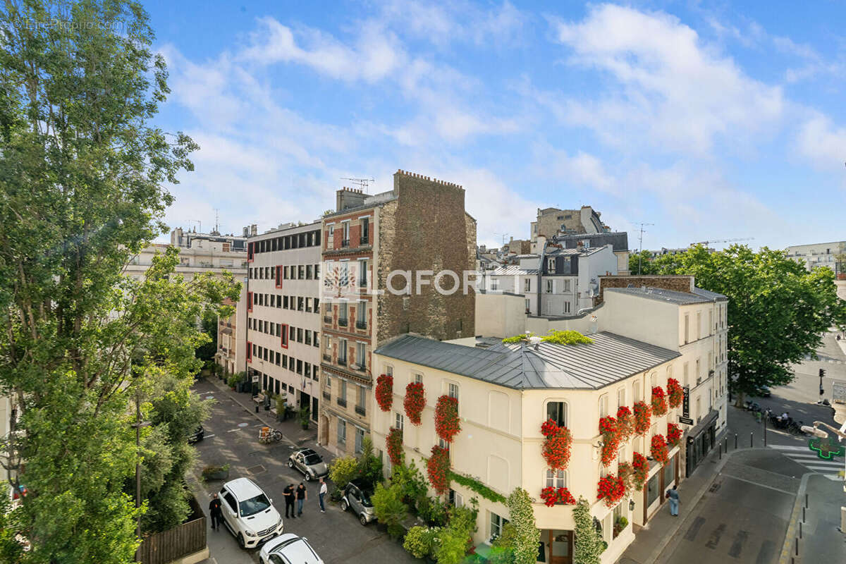 Appartement à PARIS-17E