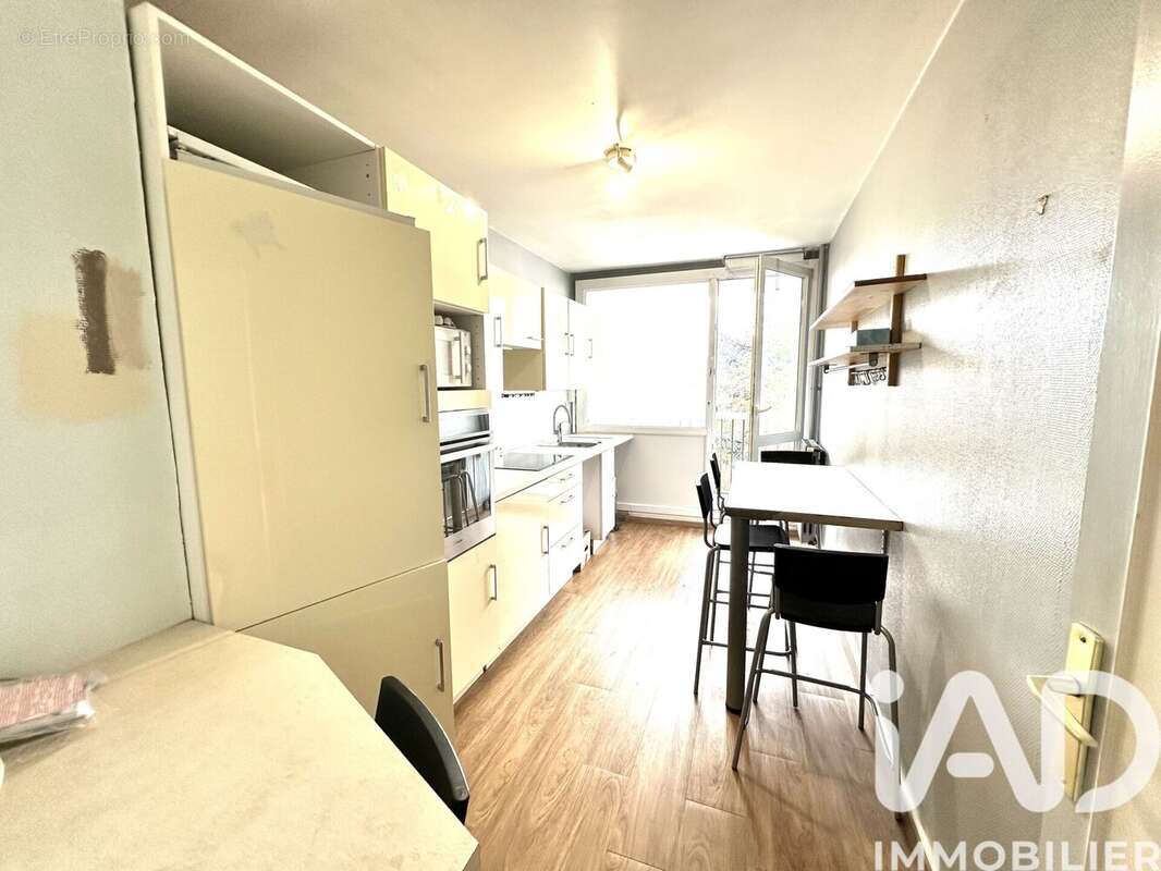 Photo 8 - Appartement à THIAIS