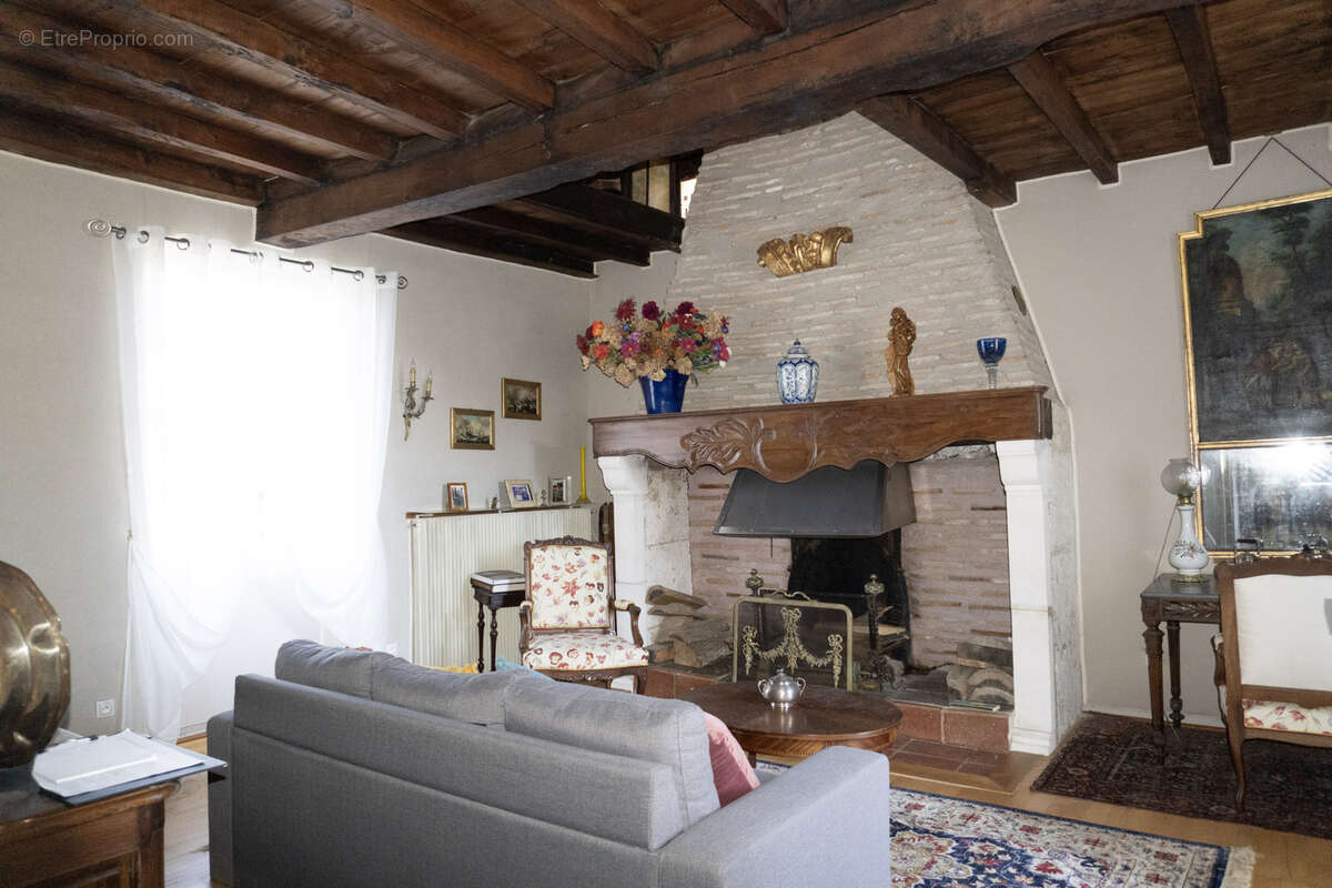 Maison à BRASSAC