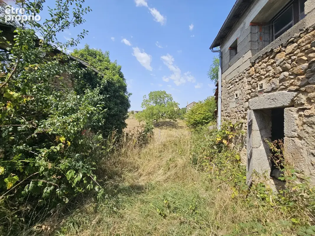 Ancienne ferme à rénover avec grange et  dépendances - photo 14