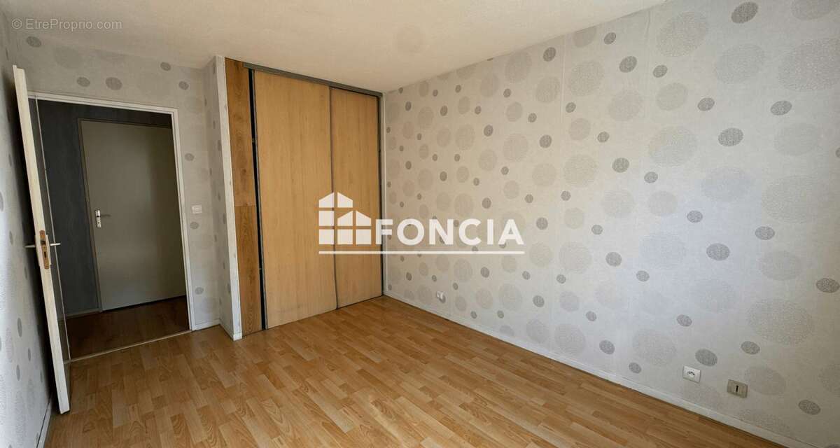 Appartement à LYON-8E